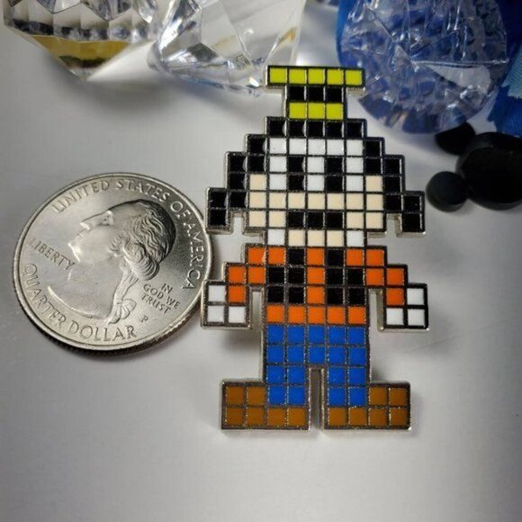 Disney Goofy Trading Pin Pixel Hat Brooch Lapel Pin Badge Accessories Pin Gift - Picture 2 of 5